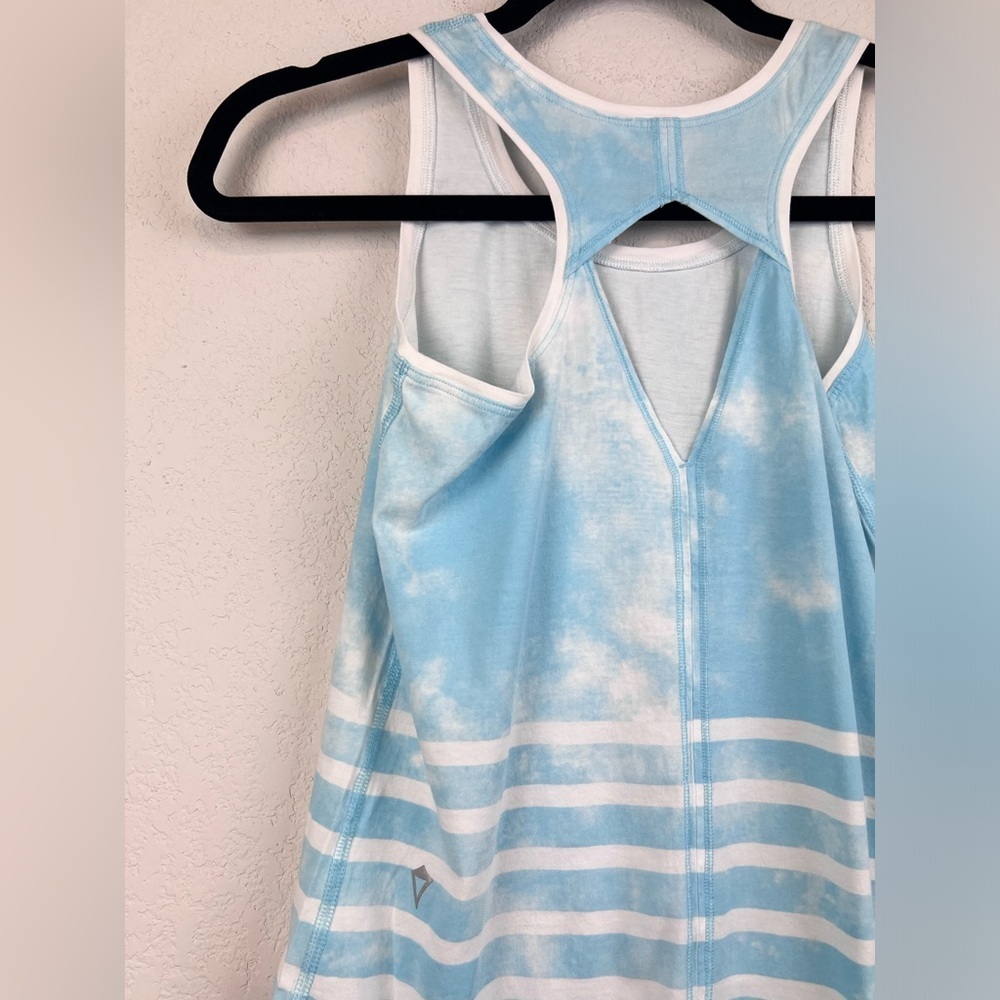 Ivivva by Lululemon Girl's Happy Livin' Tank Top in Sky Blue Size 10 - Picture 4 of 8